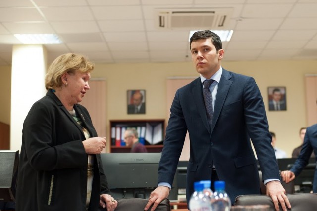 Прокуратура внесла представление Алиханову из-за нарушений в министерстве Серой