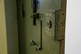 Сотрудник ИК-9 в Калининграде получил три года колонии за избиение заключённого
