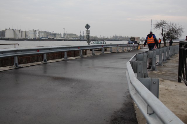 Власти Калининграда готовы потратить 12,5 млн рублей на ремонт моста в Прегольском