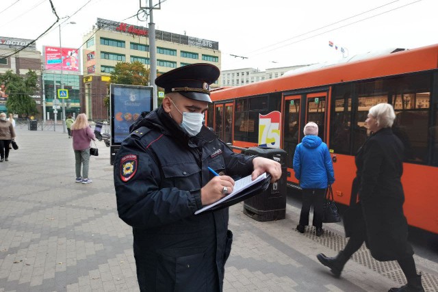 В Калининграде запустят дополнительные автобусы, чтобы избежать давки