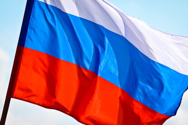 Агентство Fitch подняло кредитный рейтинг России с «негативного» до «стабильного»