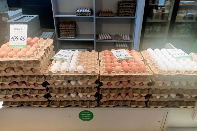 Минсельхоз объяснил рост цен на яйца в Калининградской области