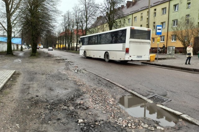 Из-за ремонта улицы Морозова в Калининграде меняют схему движения автобусов