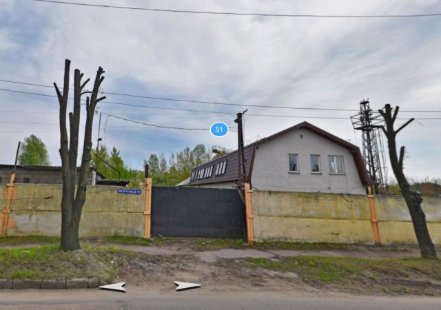 Правительство продало бывший военный городок на улице Портовой в Калининграде 