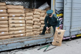 Из Калининграда в Новосибирск пытались нелегально отправить 20 тонн какао-порошка
