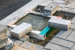На ремонт тротуара на улице Добролюбова в Калининграде выделили 14 млн рублей