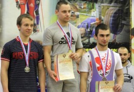 Олег Смирнов занял первое место в лёгком весе
