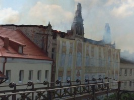 В центре Советска загорелось здание бывшего театра королевы Луизы (фото)