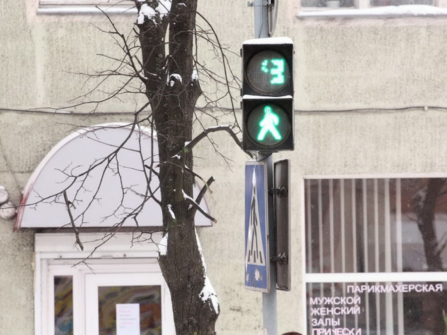 С пятницы на перекрестке проспекта Мира и ул. Комсомольской не работает светофор