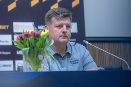 Тренер «Балтики»: Я на русском языке без мата просил представителей ЦСКА выйти из нашей технической зоны