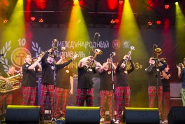 «Спели для души»: как прошёл первый вечер фестиваля «Калининград Сити Джаз» (фото)