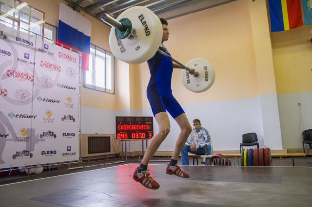 «Сила и перспектива»: в Калининграде прошло первенство области по тяжёлой атлетике (фото)