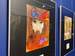 «Над бытием человечества»: в Калининграде открылась выставка графических работ Марка Шагала