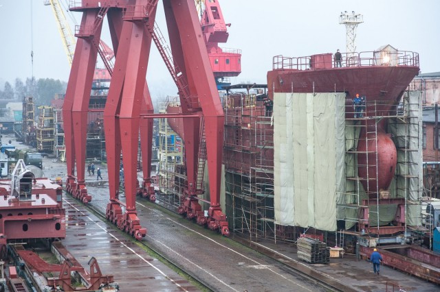 На заводе «Янтарь» в Калининграде начали строительство скоростного катера