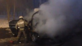 На ул. Аксакова в Калининграде загорелся БМВ (видео)