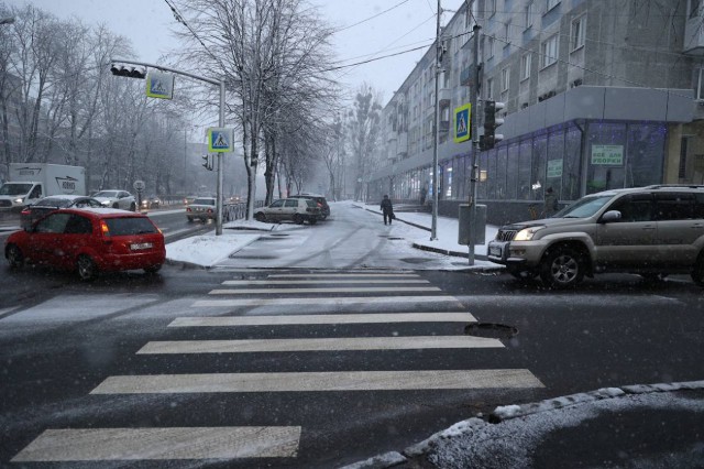 В Калининграде реконструируют стоянку на улице Невского 