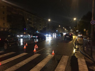 Полиция Калининграда завела дело на водителя, сбившего мужчину на переходе