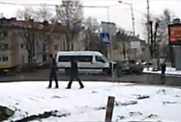 В Калининграде маршрутка столкнулась с «Опелем»: пострадали трое пассажиров