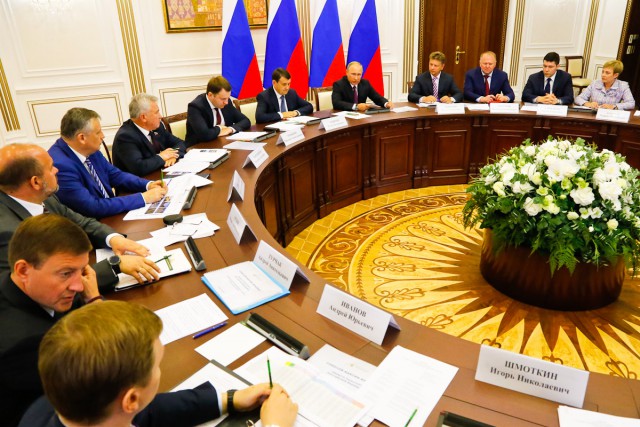 Совещание под руководством Владимира Путина 16 августа