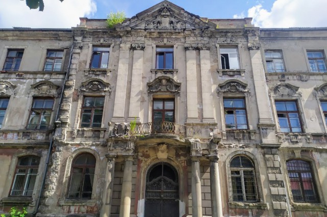 В Калининграде нашли подрядчика для ремонта фасада старинного банка на улице Тюленина 