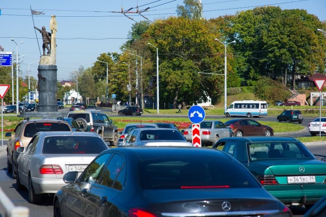 В РФ вступили в силу новые правила регистрации автомобилей