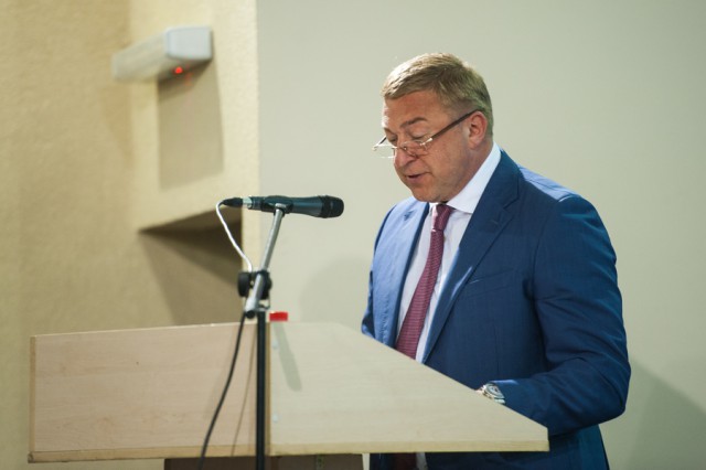 «Слушать неинтересно»: как Ярошук отчитывался о работе администрации Калининграда (фото)