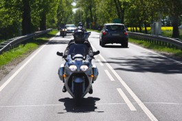 В Калининграде полицейские будут ловить шумных мотоциклистов