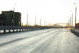 На новом мосту в Калининграде перевернулся «Форд»: погибла девушка