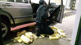 Калининградец лишился «Мерседеса» из-за 1100 контрабандных пачек сигарет