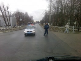 На остановке в Гурьевске обнаружили подозрительный предмет: полиция перекрыла движение