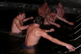 В ночь с 18 на 19 января в области пройдут крещенские купания