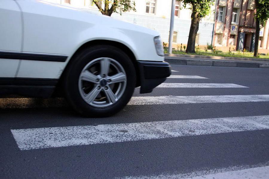 В Гурьевске под колеса автомобиля попал 75-летний пешеход