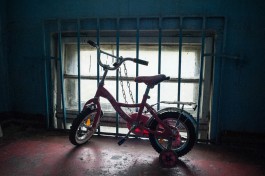 УМВД: На ул. Мишина в Калининграде 19-летний парень украл три велосипеда