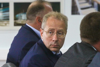 Рольбинов о реконструкции «Храброво»: Не скажу, что стройка активизировалась