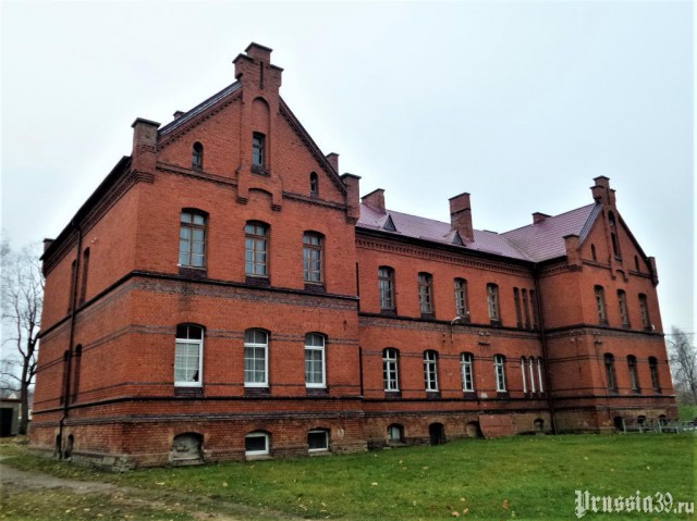В Гусеве планируют отремонтировать историческое здание казармы уланского полка