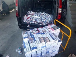 Калининградец пытался вывезти в Литву 3,8 тысяч пачек сигарет