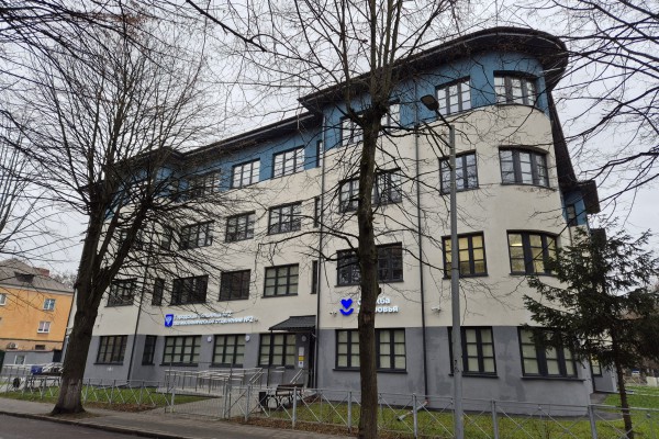 Открытие поликлиники на улице Расковой в Калининграде перенесли на январь 2026 года (фото)