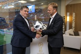 FIFA подарила Калининградской области четыре мяча с матчей ЧМ-2018