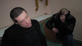 Двое грабителей отобрали у мужчины в Калининграде пистолет и деньги (фото)