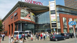 В Гданьске и Гдыне эвакуировали два торговых центра из-за предупреждений о бомбе