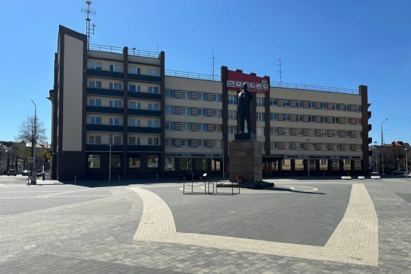 «Уходим в плитку»: глава Советска попросил «забыть» про брусчатку при благоустройстве