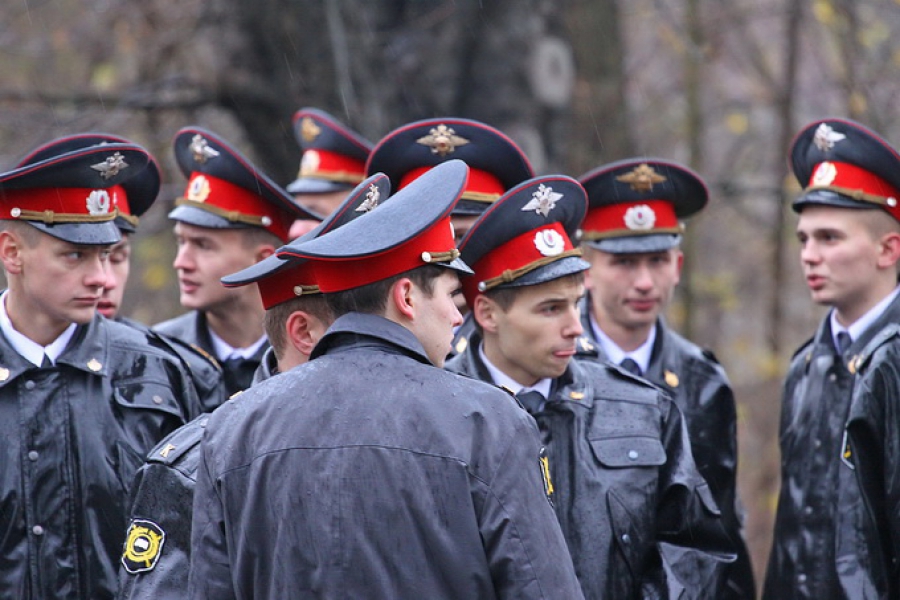 Начальник главного управления МВД РФ: К ЧМ-2018 необходимо снизить градус недоверия к полиции