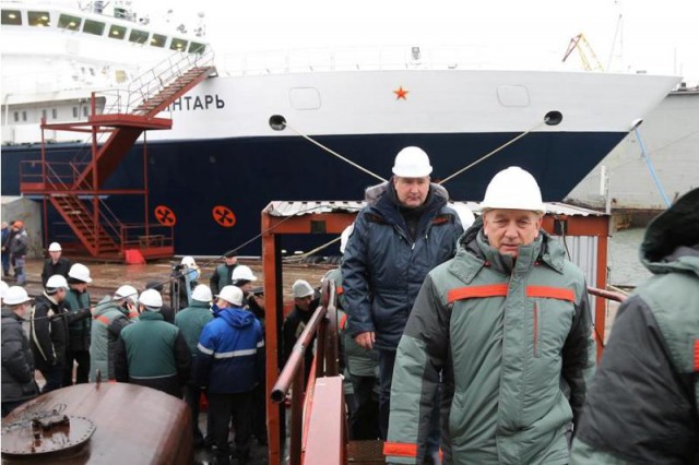 Рогозин проверил строительство кораблей на заводе «Янтарь» в Калининграде (фото)
