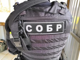 В Калининграде бойцы СОБРа ликвидировали сеть притонов с проститутками (видео)
