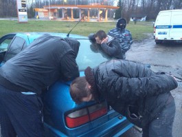 УМВД: Полицейские обезвредили этническую ОПГ в Калининграде (фото)