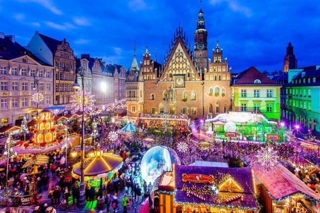 В польских городах открылись рождественские ярмарки