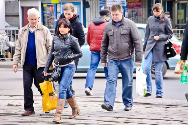 Опрос: Жители Калининградской области меньше всего нуждаются в дополнительном заработке