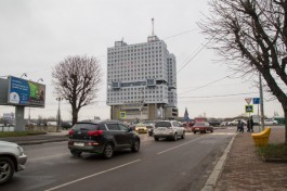 На территории у Дома Советов в Калининграде хотят создать парковку для туристических автобусов