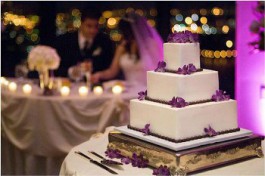 Свадебный торт как символ сладкой семейной жизни