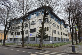 Детскую поликлинику на Огарёва в Калининграде временно переводят в медучреждение на Расковой 